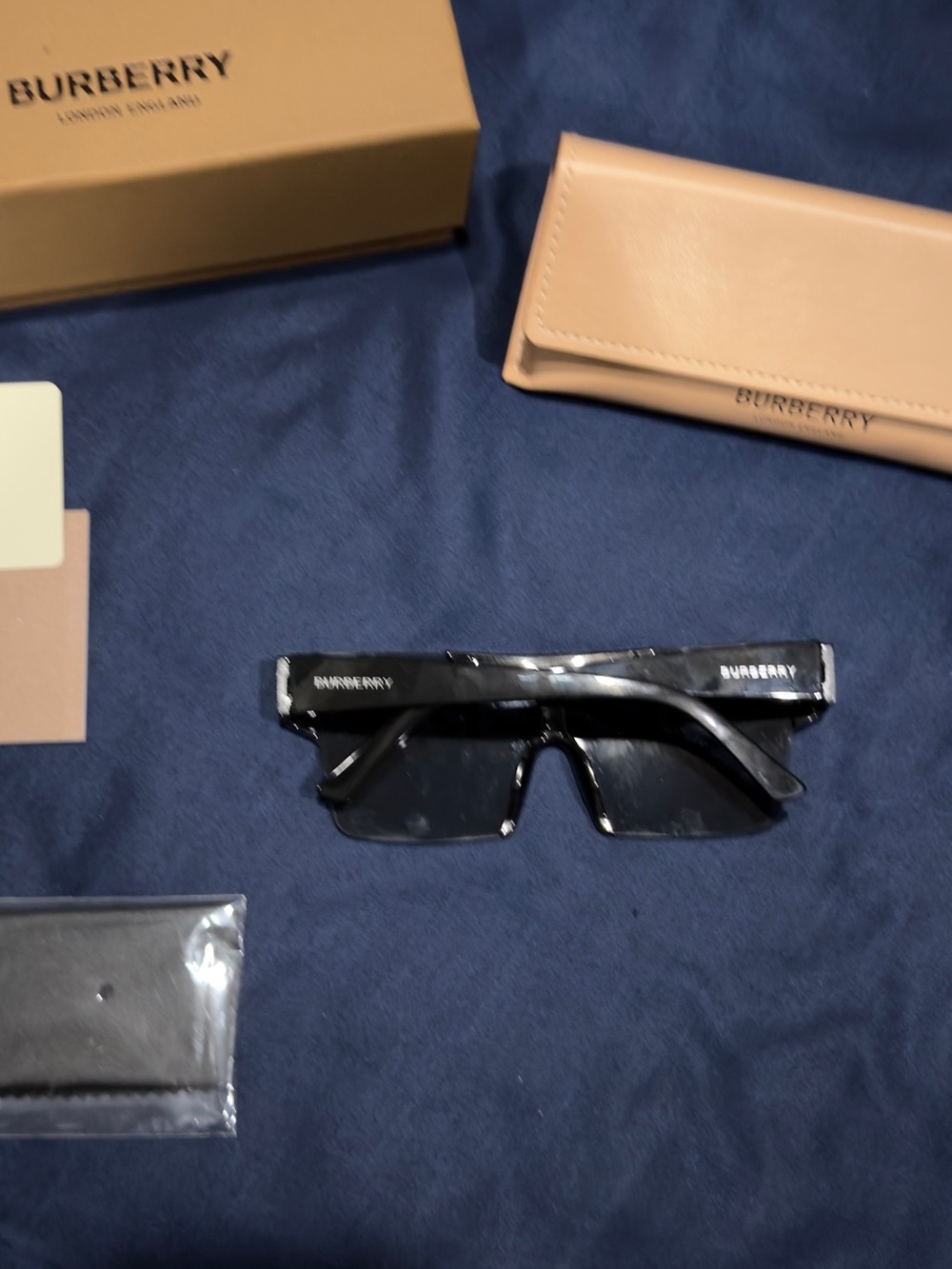 Burberry Black Shield Sunglasses with Beige Case and Box - Picture 3 of 4